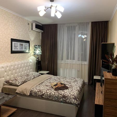 1-Ком Квартира На 18 Этаже Позняки Ул. Урловская 23-А Kiev Esterno foto